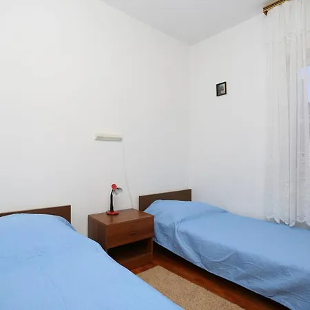 Gostinjska kuća Marija 1000 2*
